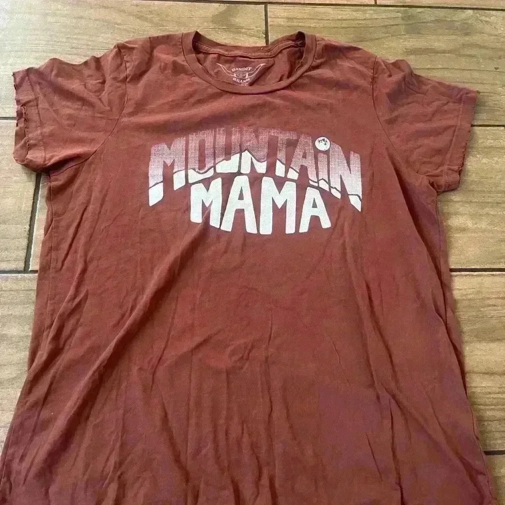 Bandit Brand Women's Rust Mountain Mama Graphic Tee large - Picture 3 of 5